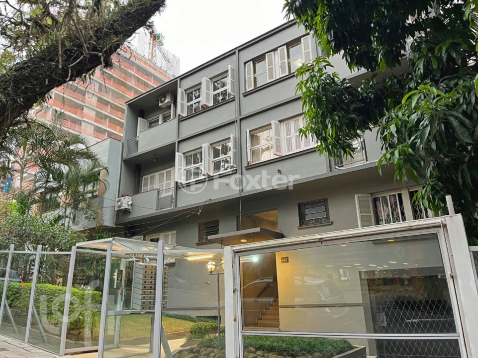 Apartamento à venda com 2 quartos, 67m² - Foto 32