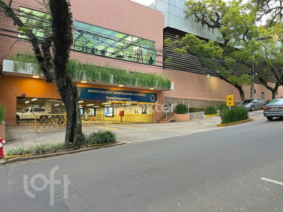 Apartamento à venda com 2 quartos, 67m² - Foto 34