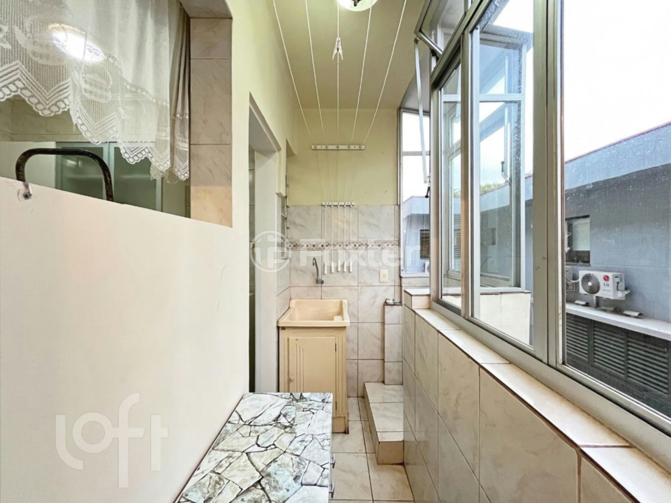 Apartamento à venda com 2 quartos, 67m² - Foto 22