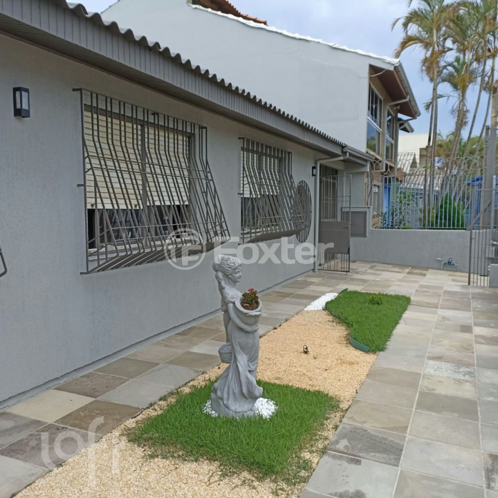 Casa à venda com 3 quartos, 202m² - Foto 4