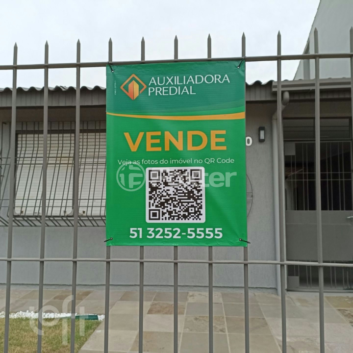 Casa à venda com 3 quartos, 202m² - Foto 3