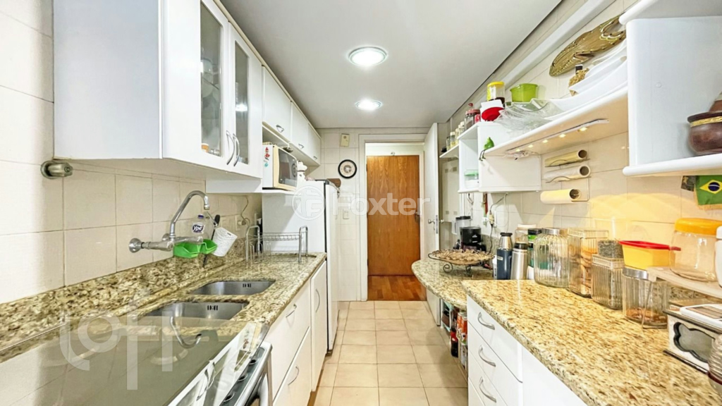 Apartamento à venda com 3 quartos, 109m² - Foto 7