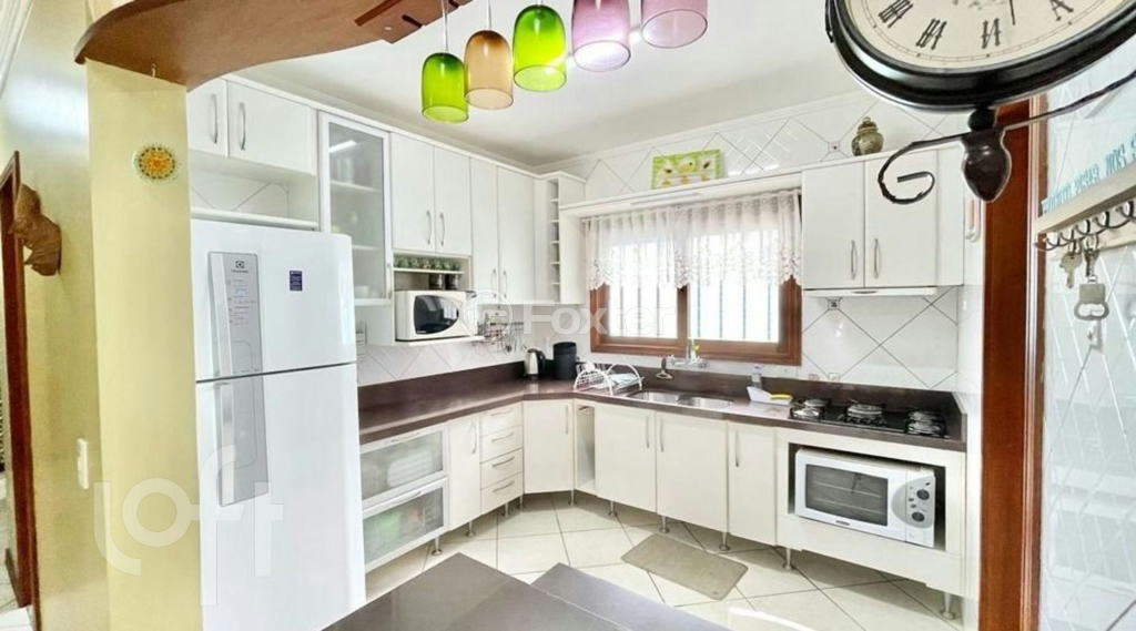 Casa à venda com 4 quartos, 186m² - Foto 14