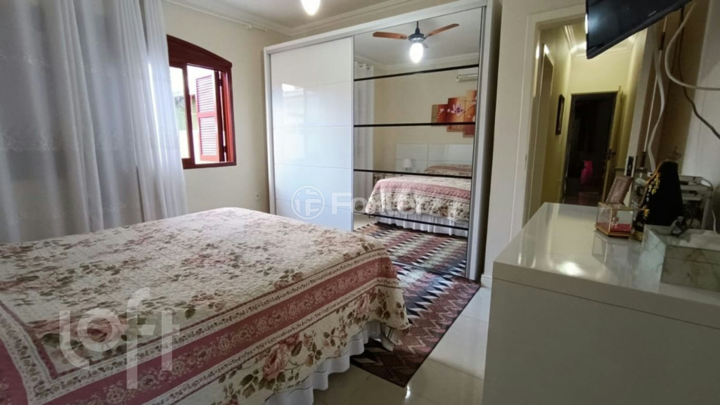 Casa à venda com 4 quartos, 187m² - Foto 13