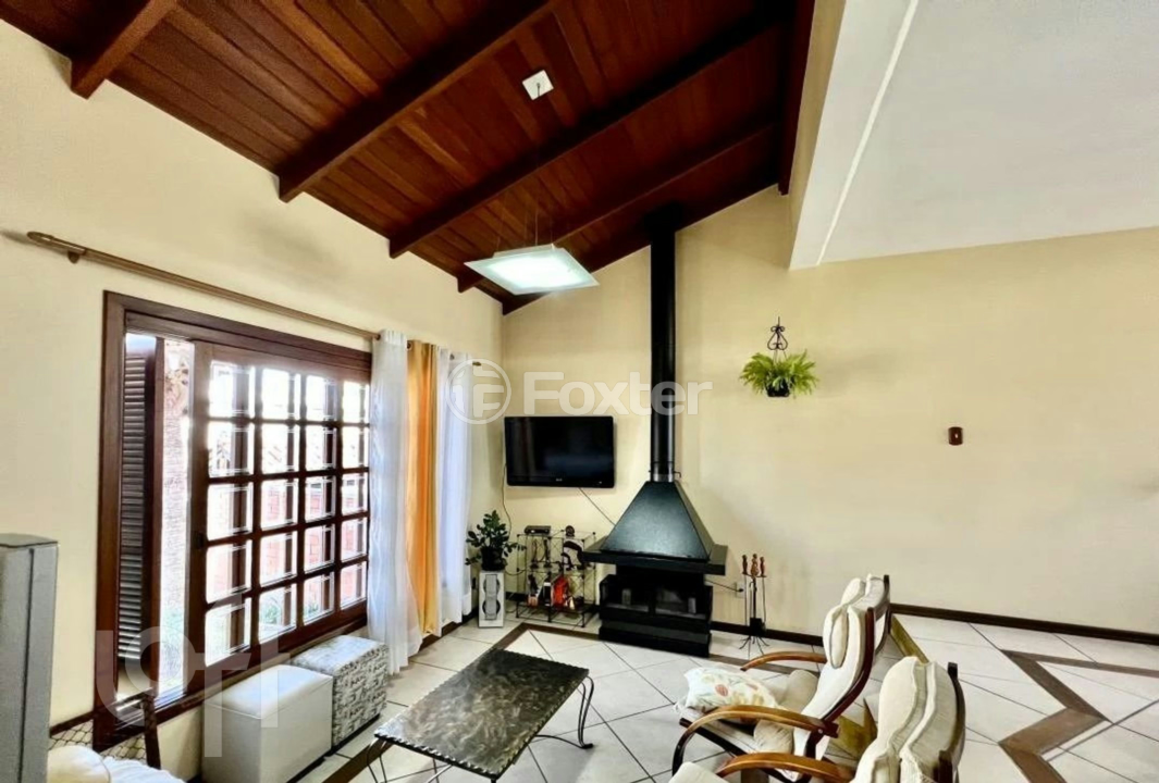 Casa à venda com 3 quartos, 213m² - Foto 7