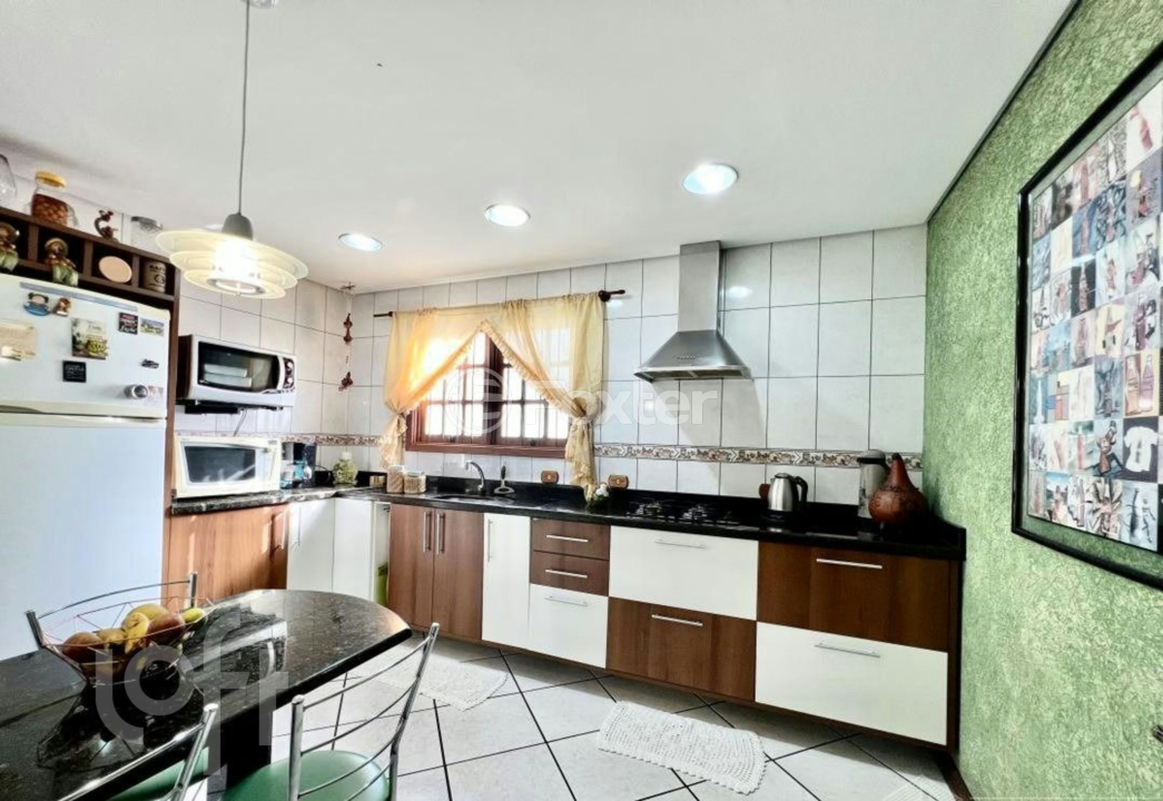 Casa à venda com 3 quartos, 213m² - Foto 15