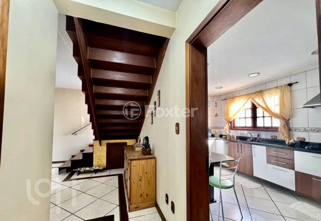 Casa à venda com 3 quartos, 213m² - Foto 13
