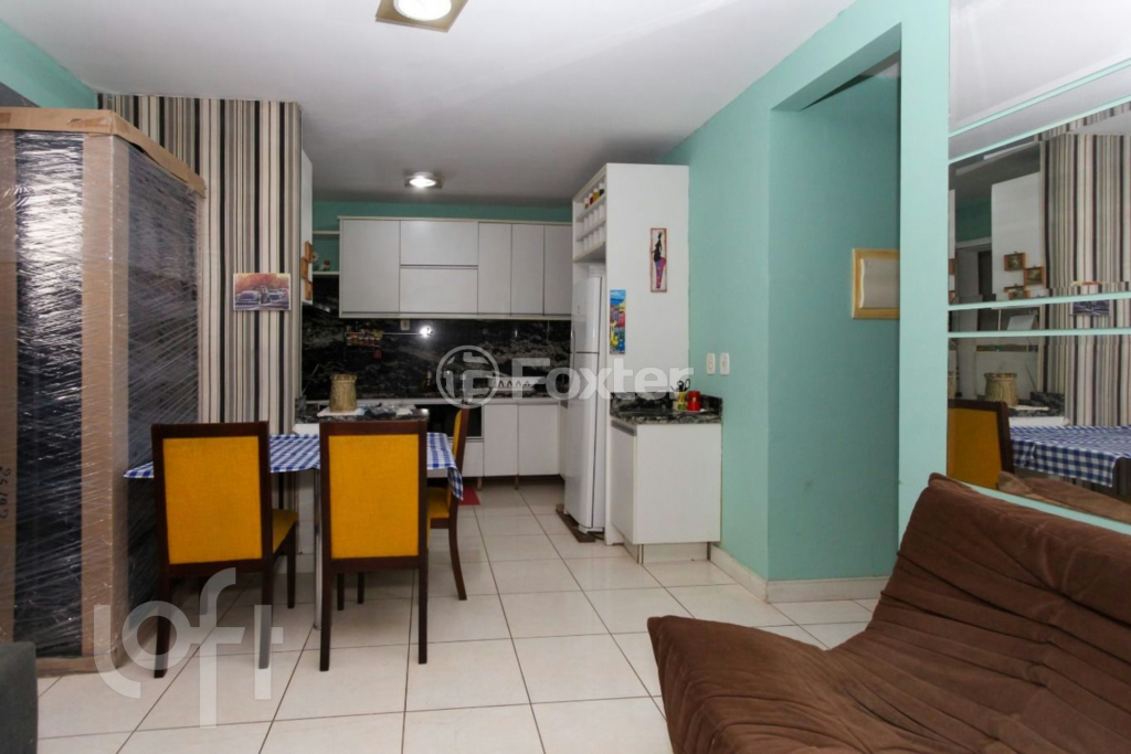 Casa à venda com 2 quartos, 110m² - Foto 1