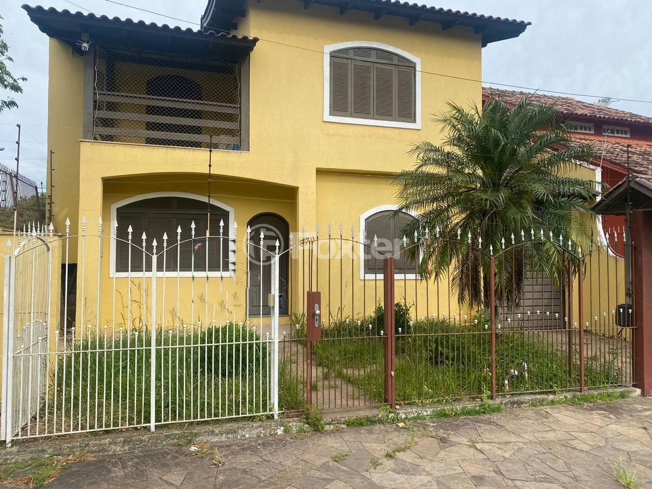 Casa à venda com 4 quartos, 202m² - Foto 1