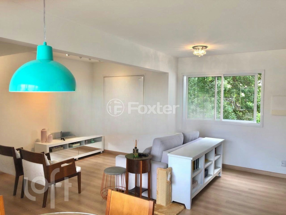 Apartamento à venda com 2 quartos, 74m² - Foto 1
