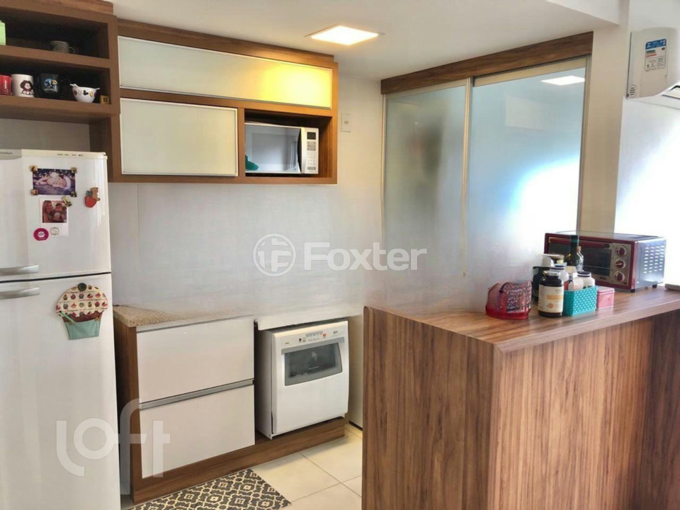 Apartamento à venda com 2 quartos, 74m² - Foto 4
