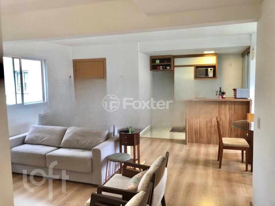 Apartamento à venda com 2 quartos, 74m² - Foto 2