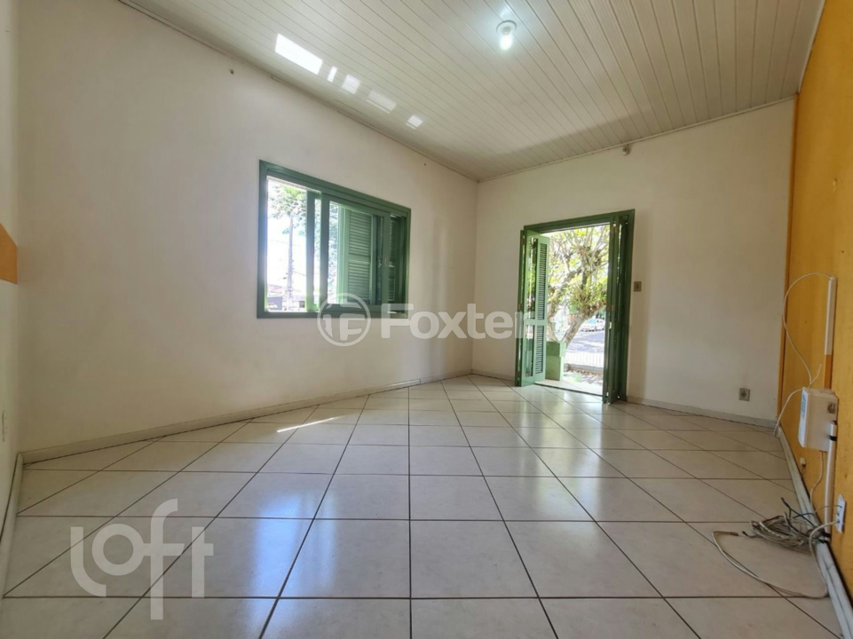 Casa à venda com 3 quartos, 92m² - Foto 7