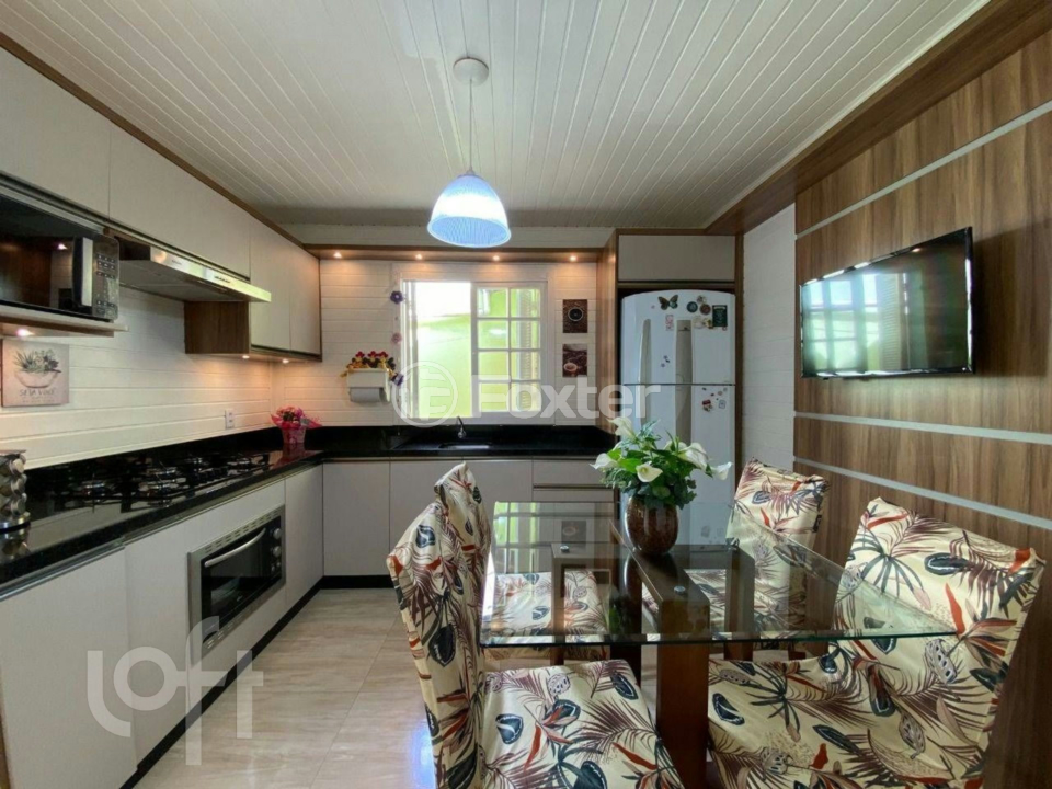 Casa à venda com 3 quartos, 185m² - Foto 3