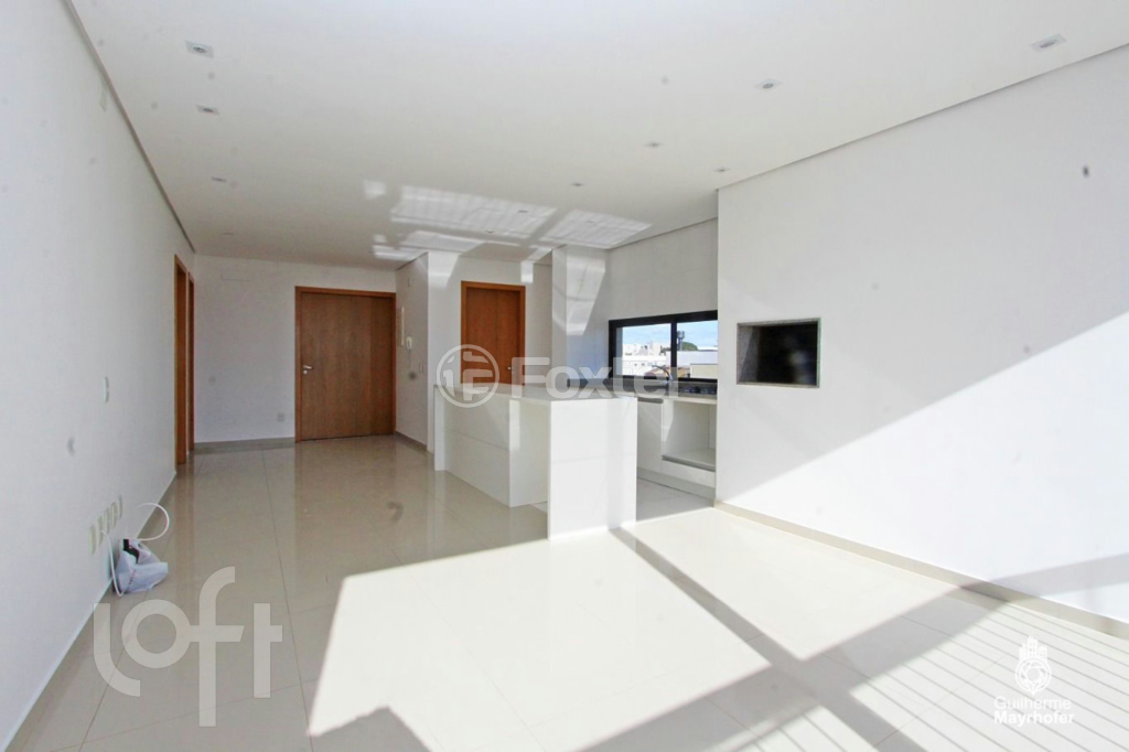 Apartamento à venda com 2 quartos, 73m² - Foto 2