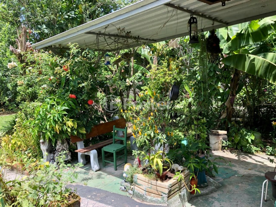 Casa à venda com 4 quartos, 200m² - Foto 28