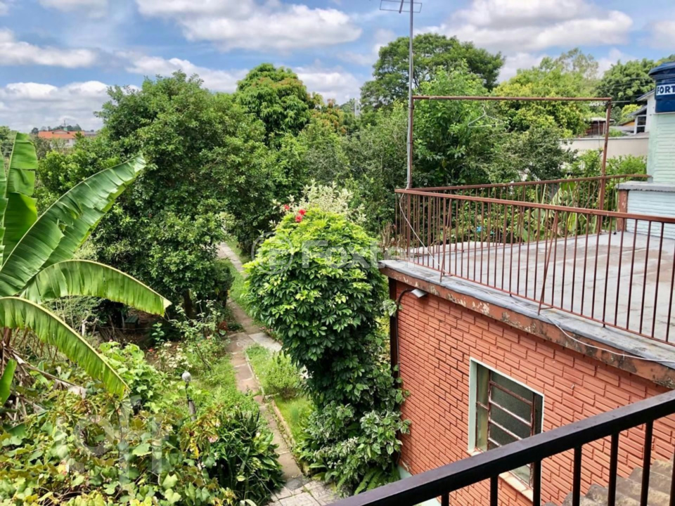 Casa à venda com 4 quartos, 200m² - Foto 13