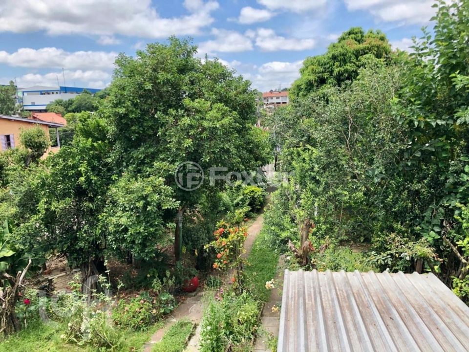 Casa à venda com 4 quartos, 200m² - Foto 18