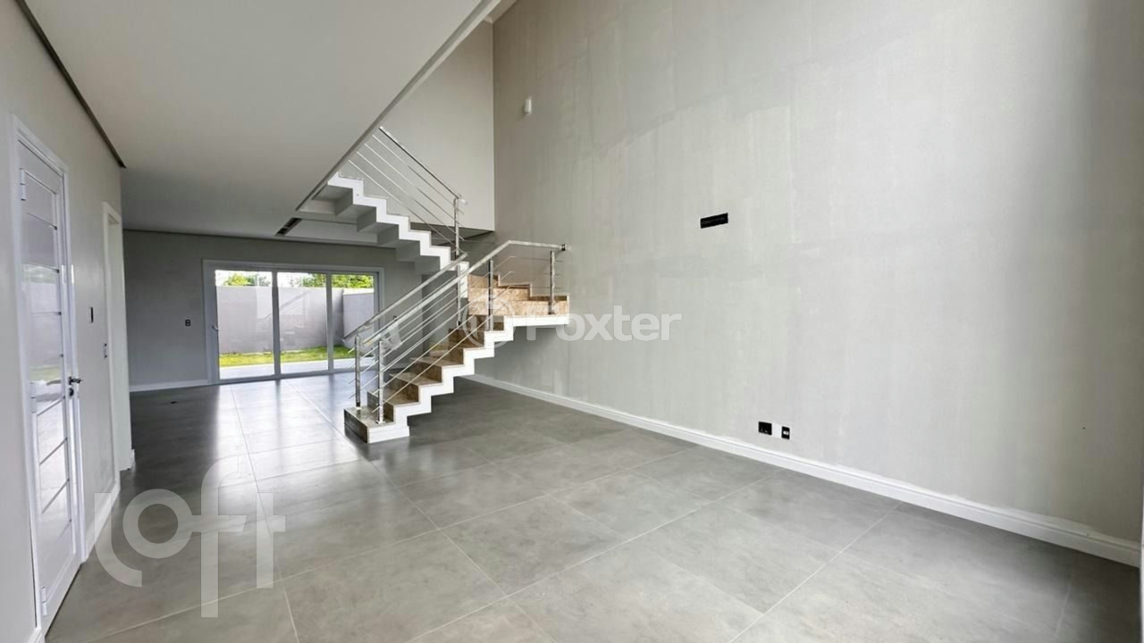 Casa de Condomínio à venda com 3 quartos, 228m² - Foto 2
