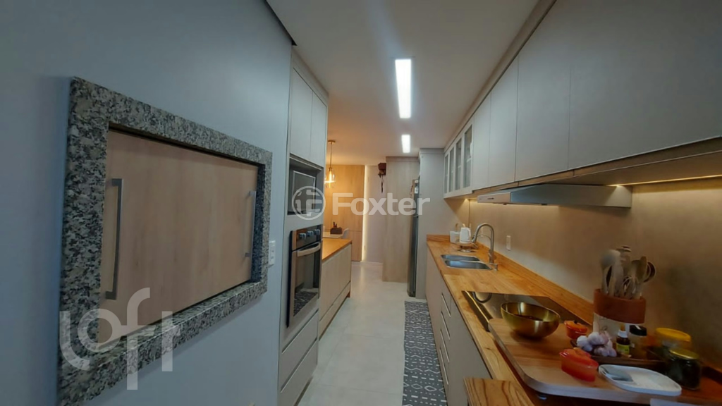 Apartamento à venda com 2 quartos, 79m² - Foto 4
