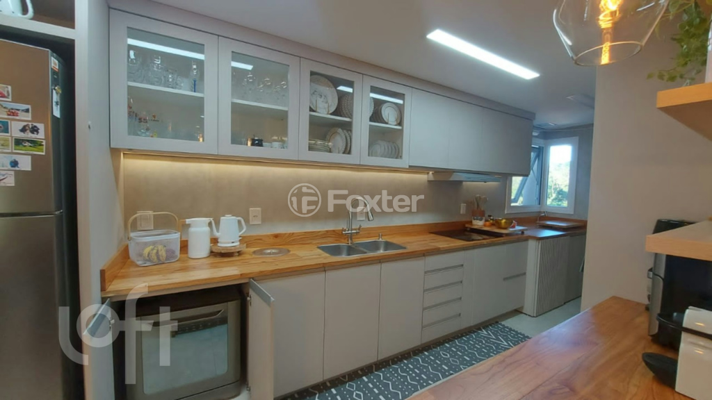 Apartamento à venda com 2 quartos, 79m² - Foto 3