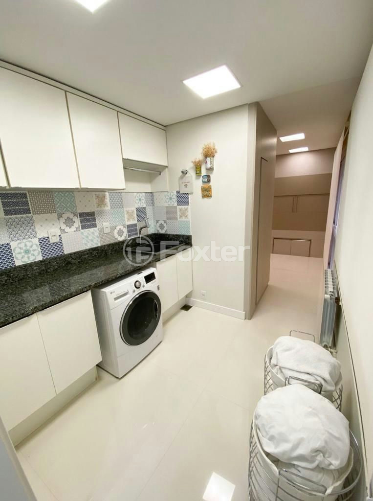 Apartamento à venda com 3 quartos, 218m² - Foto 17