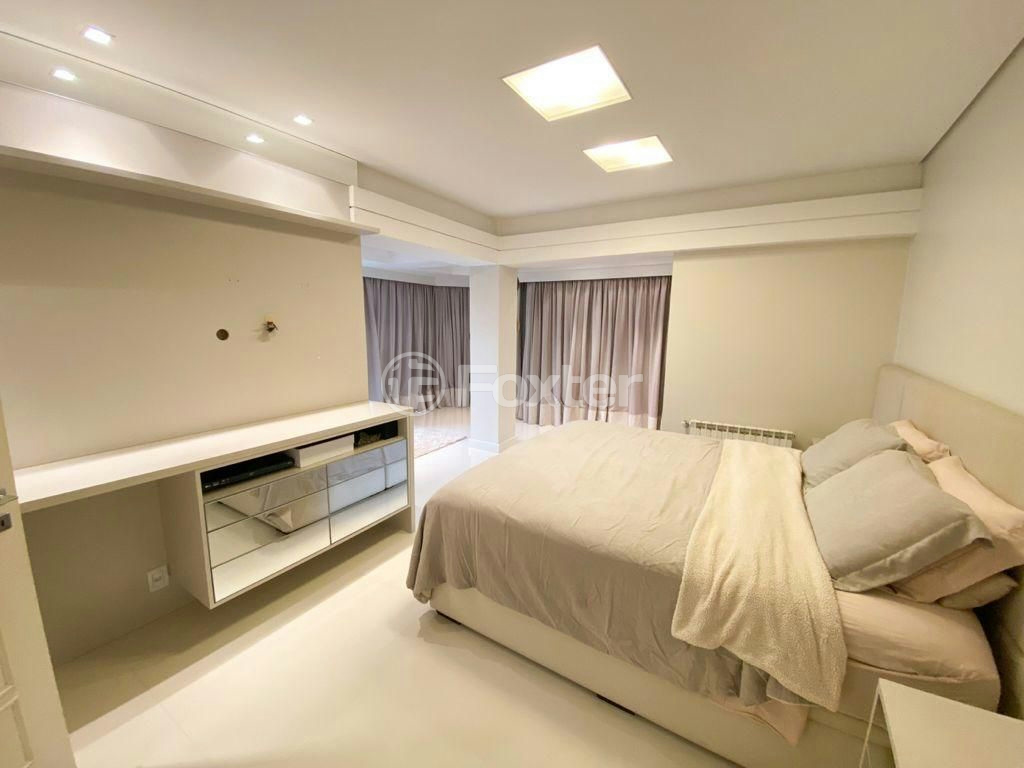 Apartamento à venda com 3 quartos, 218m² - Foto 5