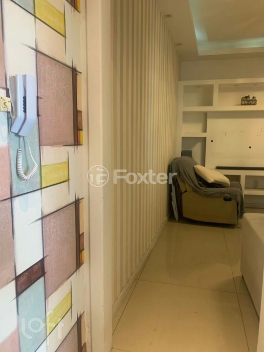 Apartamento à venda com 3 quartos, 79m² - Foto 3