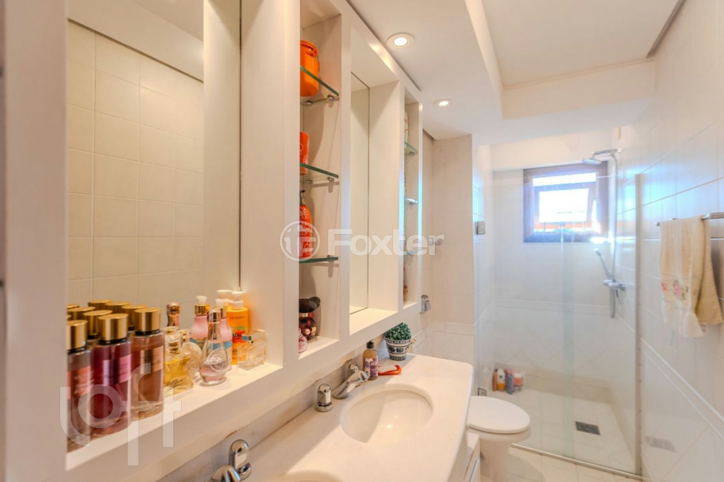 Casa de Condomínio à venda com 4 quartos, 347m² - Foto 31