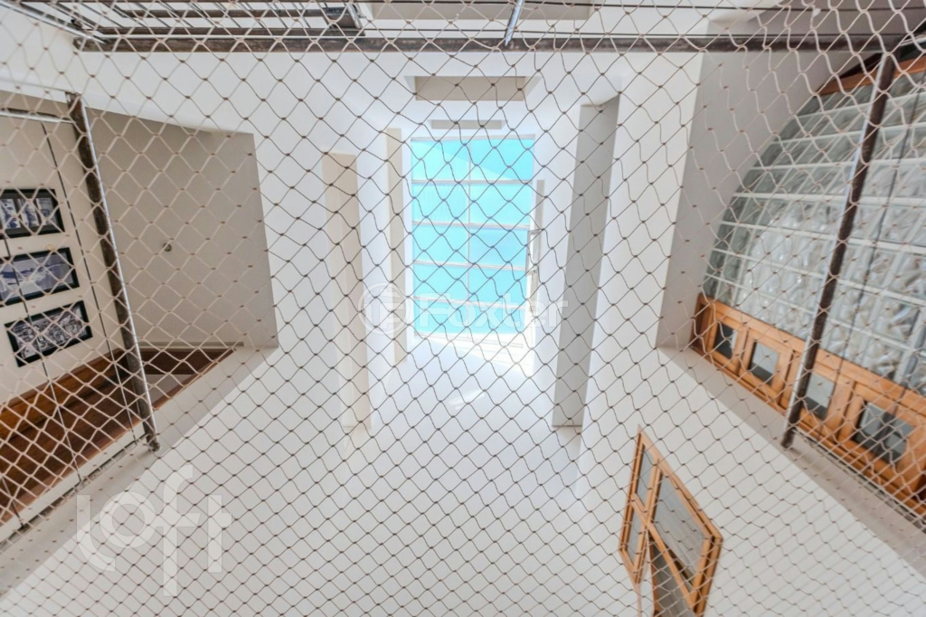 Casa de Condomínio à venda com 4 quartos, 347m² - Foto 36
