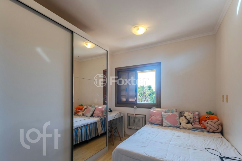 Casa de Condomínio à venda com 4 quartos, 347m² - Foto 32