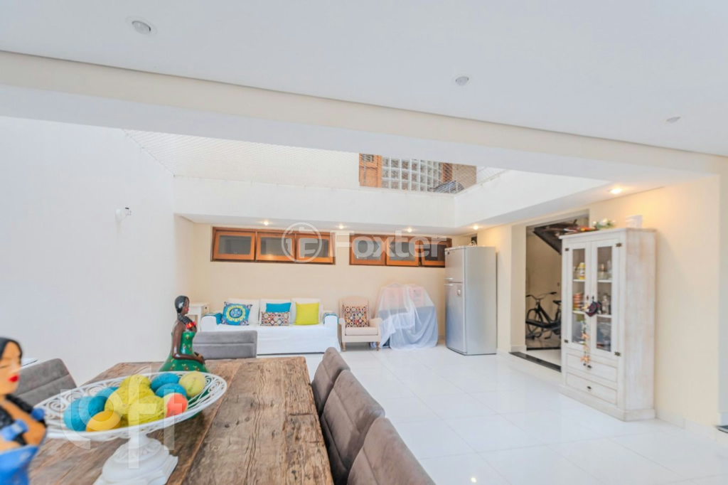 Casa de Condomínio à venda com 4 quartos, 347m² - Foto 38