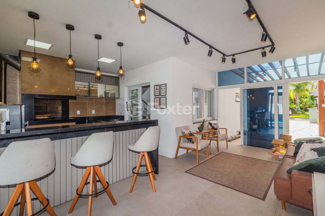 Casa de Condomínio à venda com 3 quartos, 187m² - Foto 3
