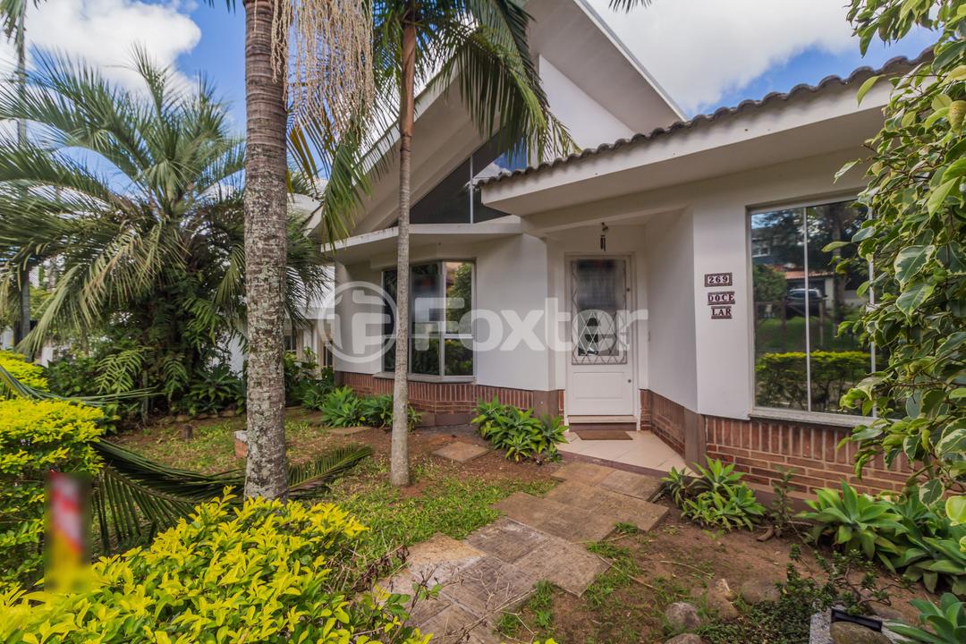 Casa de Condomínio à venda com 4 quartos, 300m² - Foto 1