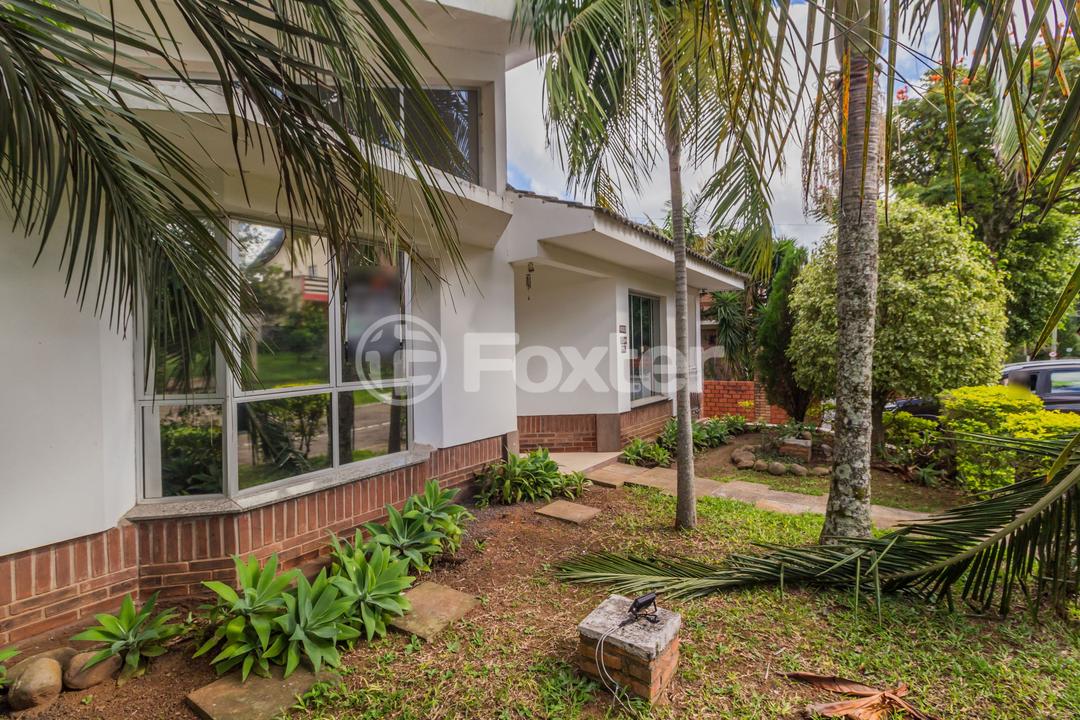 Casa de Condomínio à venda com 4 quartos, 300m² - Foto 2