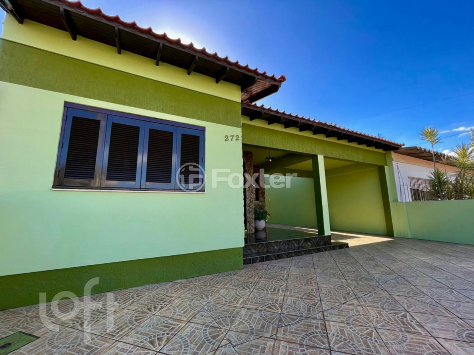 Casa à venda com 3 quartos, 183m² - Foto 2