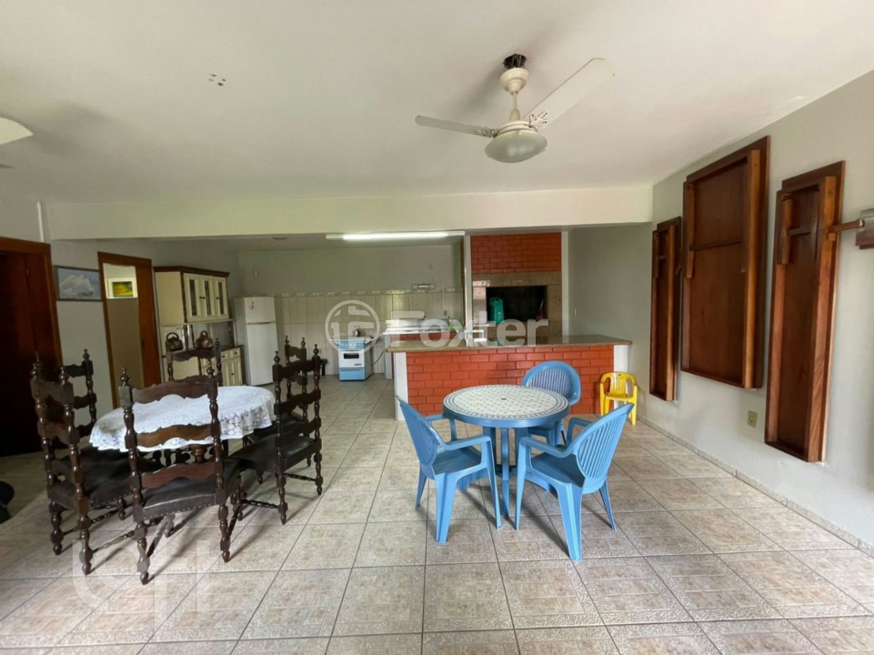 Casa à venda com 4 quartos, 295m² - Foto 5