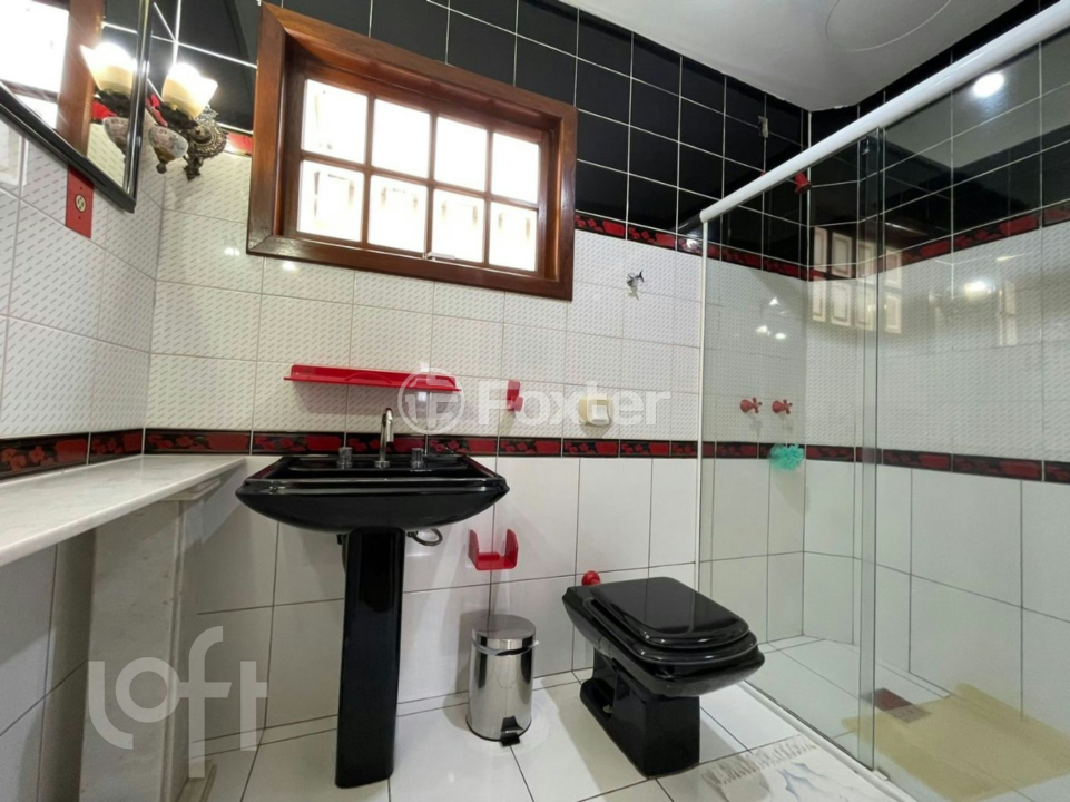 Casa à venda com 4 quartos, 295m² - Foto 32