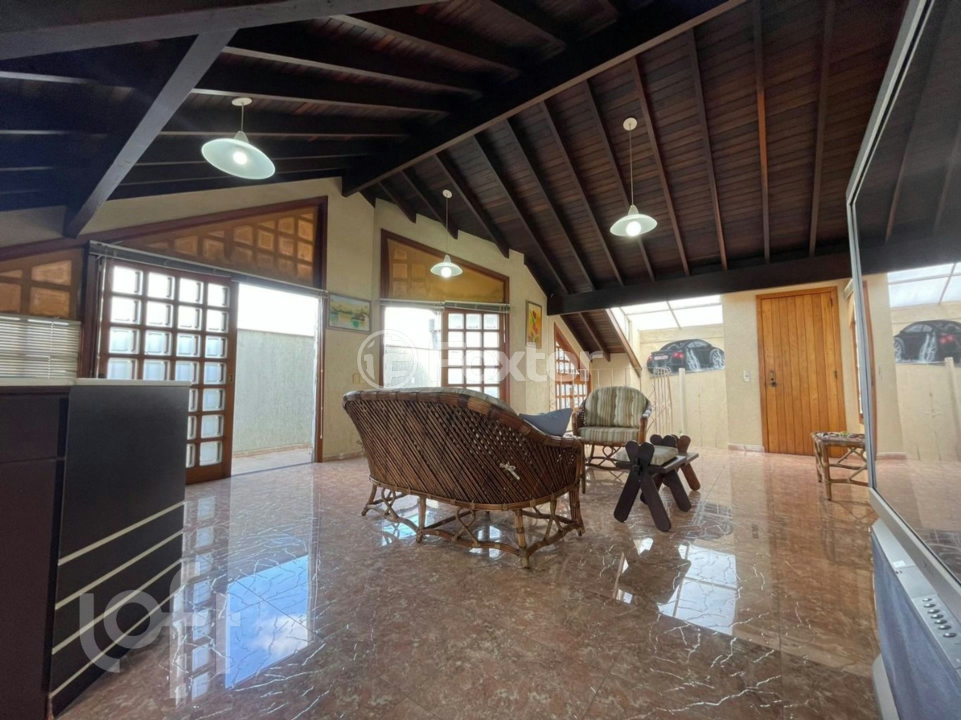 Casa à venda com 4 quartos, 295m² - Foto 28