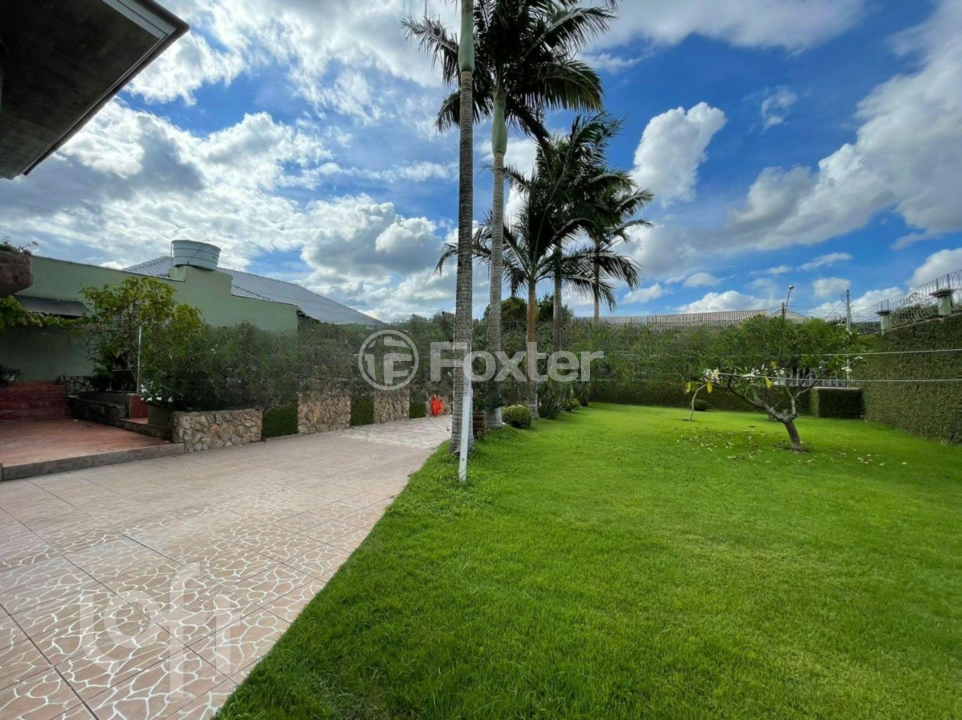 Casa à venda com 4 quartos, 295m² - Foto 4