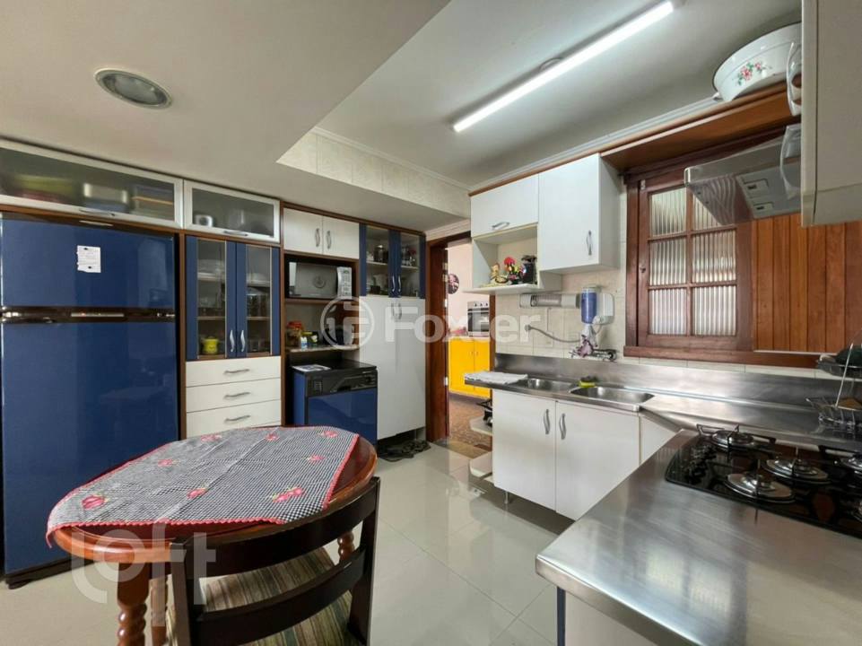 Casa à venda com 4 quartos, 295m² - Foto 3