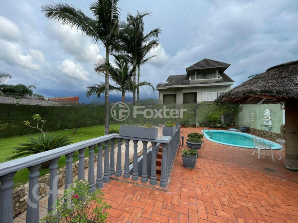 Casa à venda com 4 quartos, 295m² - Foto 7