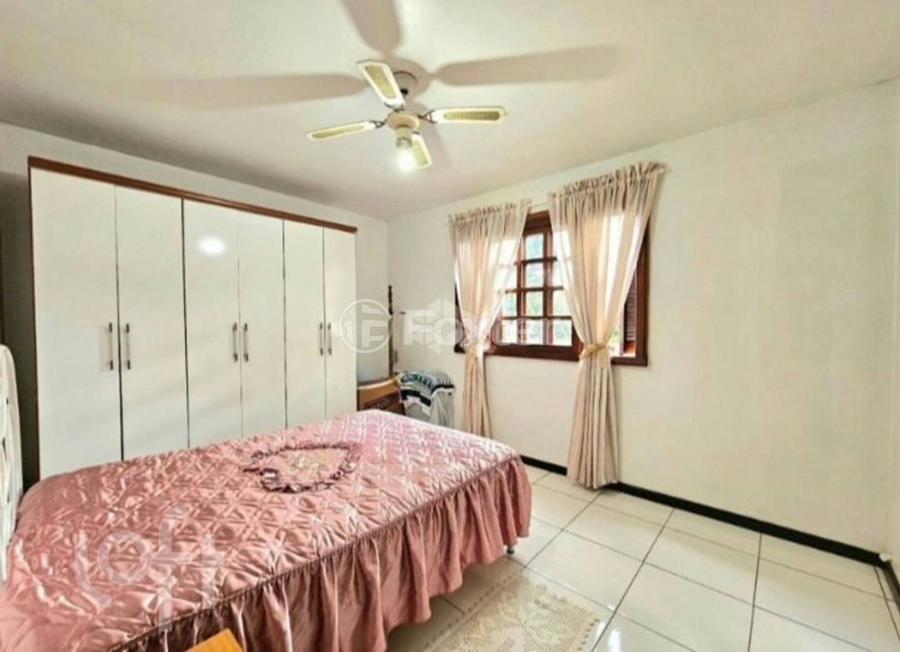 Casa à venda com 3 quartos, 250m² - Foto 12