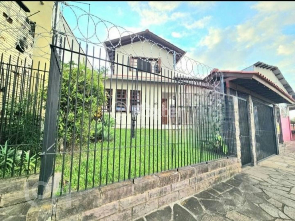 Casa à venda com 3 quartos, 250m² - Foto 18