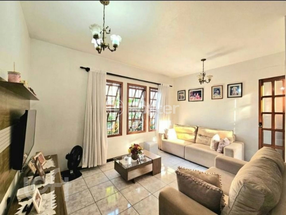 Casa à venda com 3 quartos, 250m² - Foto 3