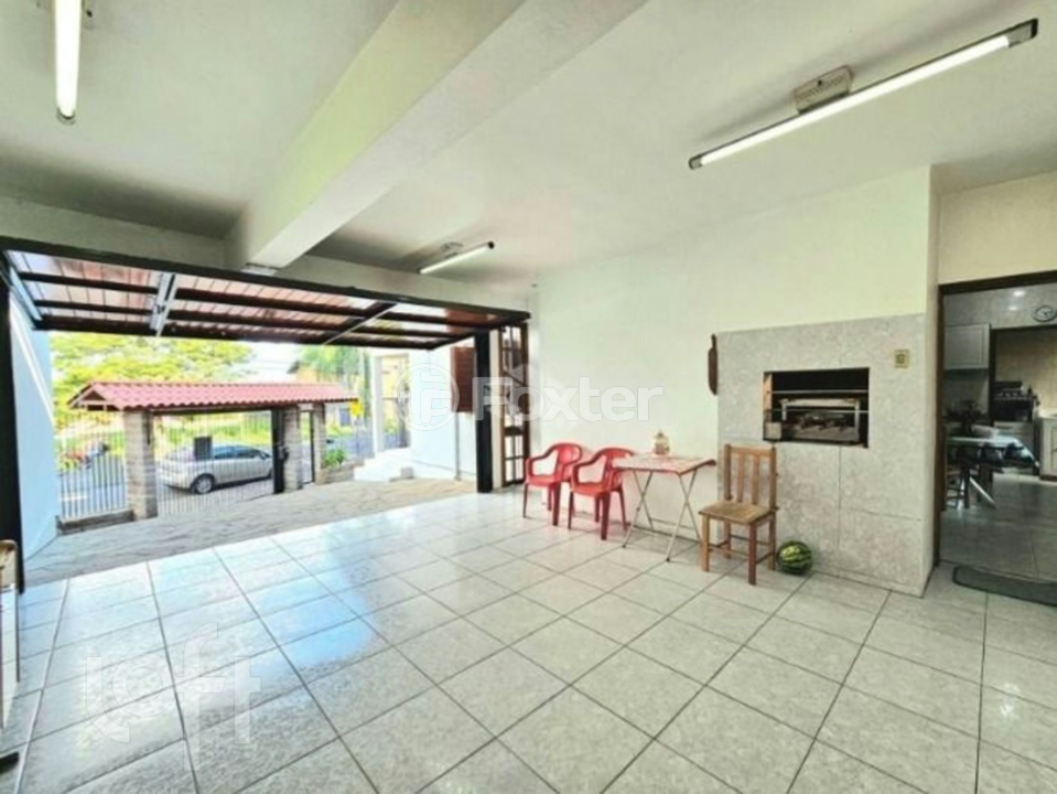 Casa à venda com 3 quartos, 250m² - Foto 10