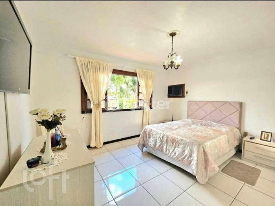 Casa à venda com 3 quartos, 250m² - Foto 13