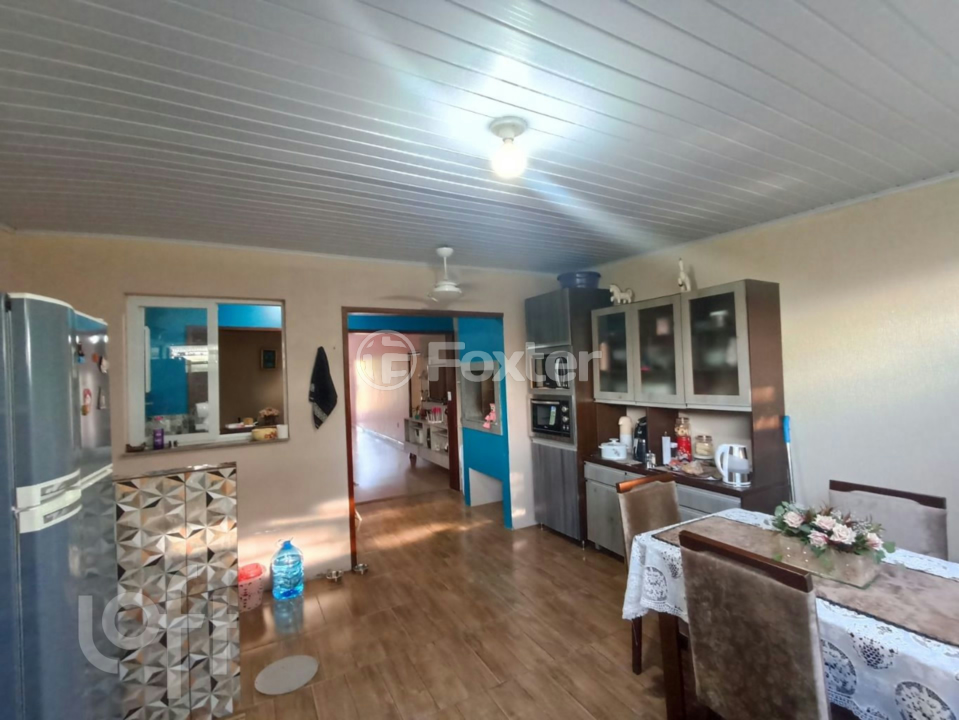 Casa à venda com 2 quartos, 51m² - Foto 12