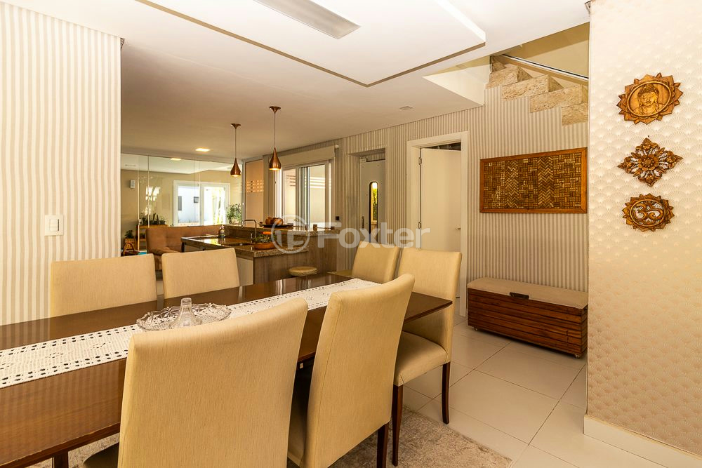 Casa de Condomínio à venda com 4 quartos, 300m² - Foto 11