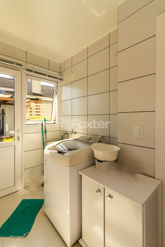 Casa de Condomínio à venda com 4 quartos, 300m² - Foto 17